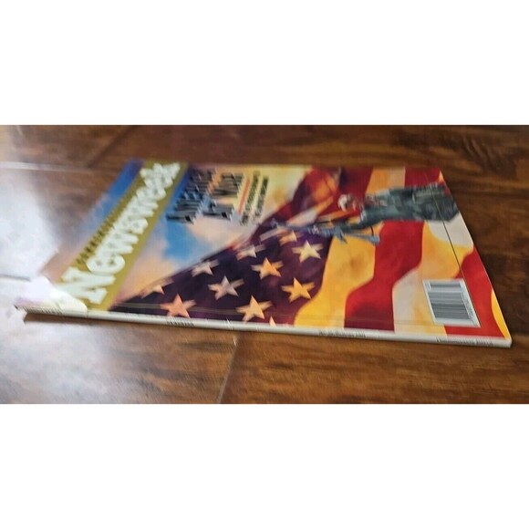 Newsweek -  America at War The Gulf War Commemorative Edition Spring Summer 1991 - Picture 5 of 9